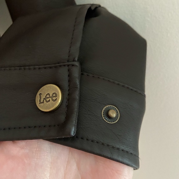 Lee Women’s Sherpa Collated Faux Leather Jacket Dark Brown, Medium - Picture 7 of 8